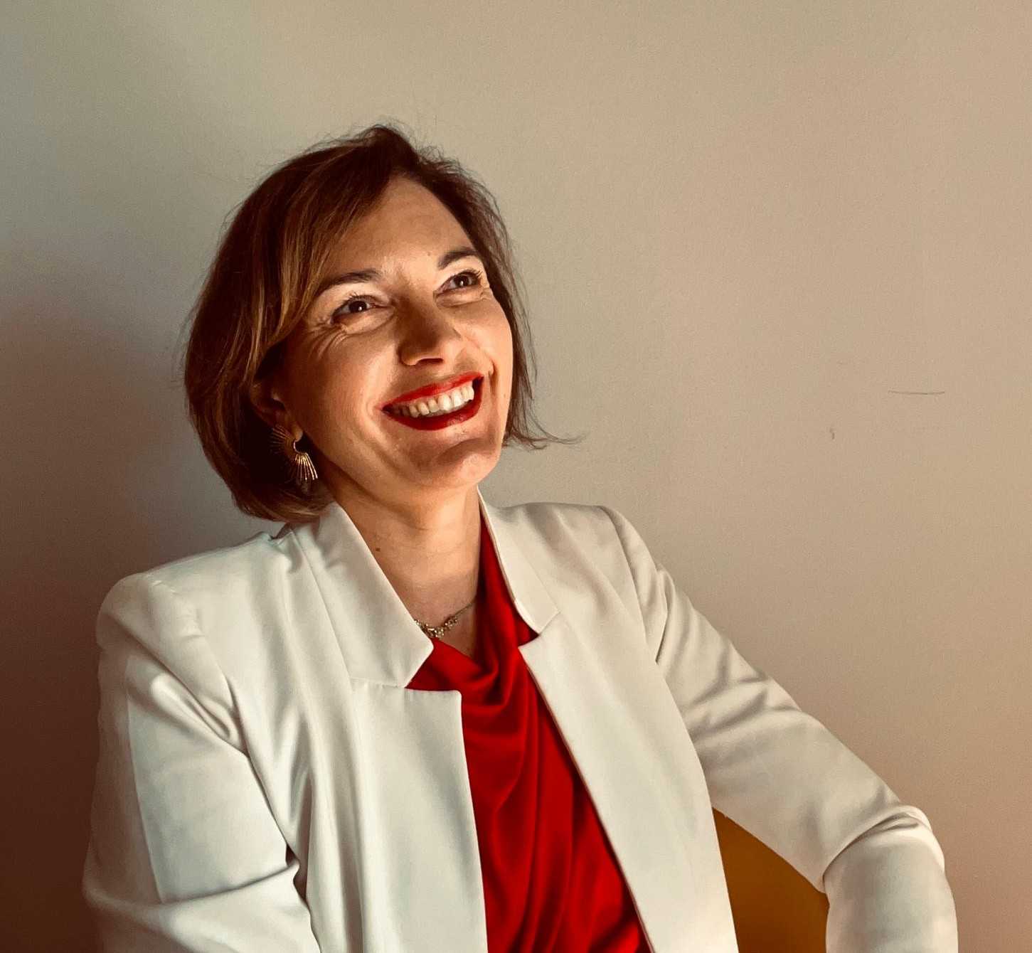 Elodie sutra-Consultante en Architecture Identitaire-réussite femme leadership-entrepreneures-argent-performance