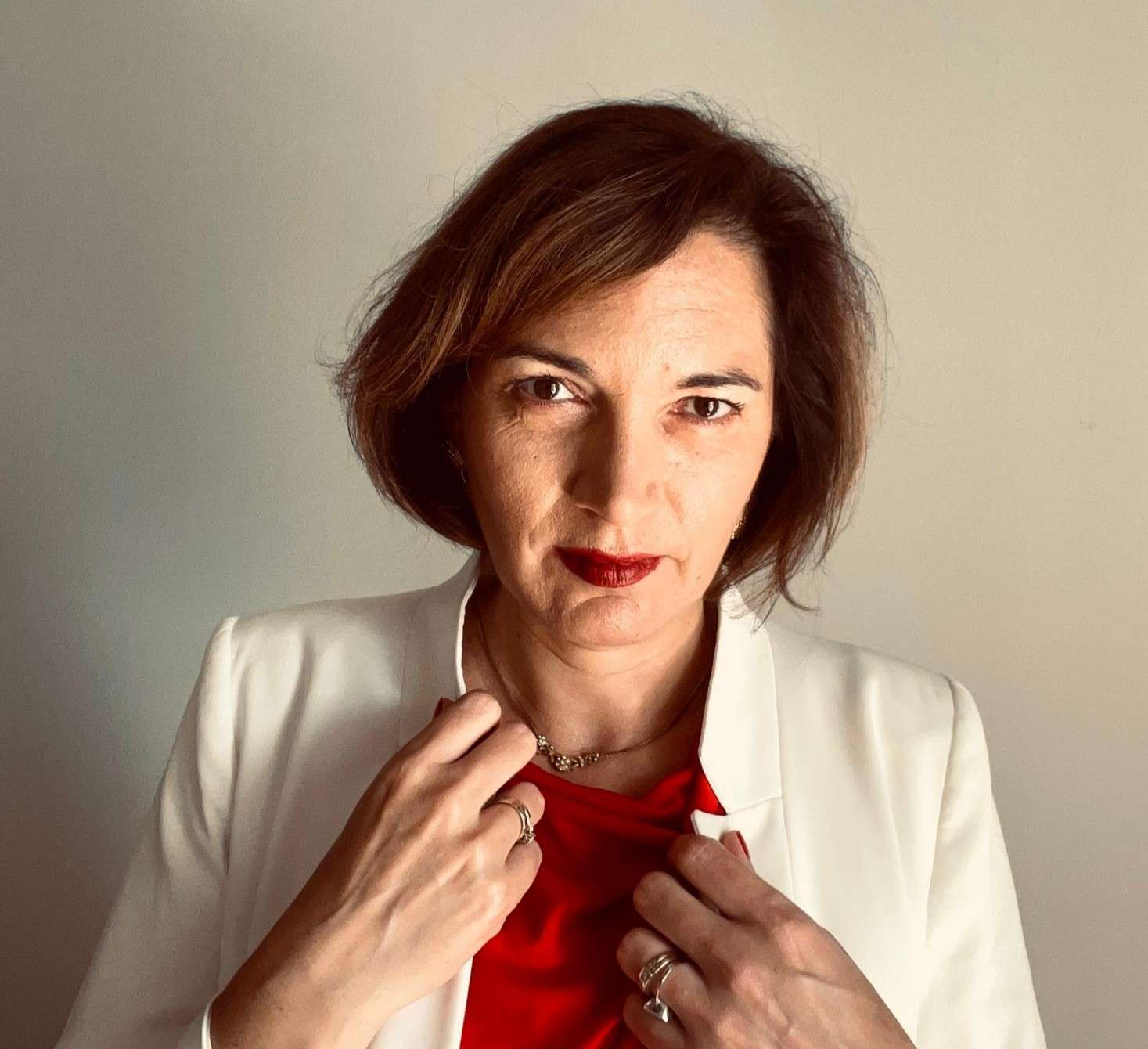 Elodie Sutra-consultante en architecture identitaire- femme leadership-réussite-transgénérationnel